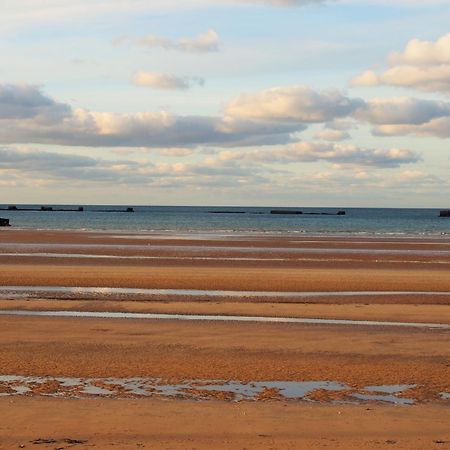 Gites "Bord De Mer" Pmr Ou "Arromanches" 2 Chambres En Front De Mer A Asnelles , 3Km D'Arromanches, 10Km De Bayeux Saint-Come-de-Fresne Ngoại thất bức ảnh