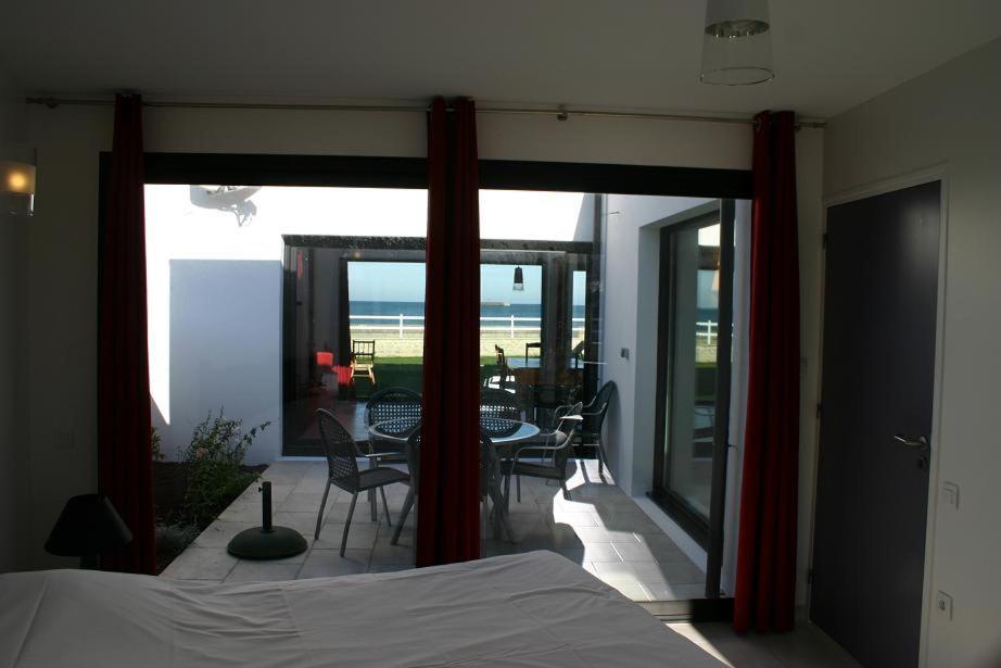 Gites "Bord De Mer" Pmr Ou "Arromanches" 2 Chambres En Front De Mer A Asnelles , 3Km D'Arromanches, 10Km De Bayeux Saint-Come-de-Fresne Ngoại thất bức ảnh