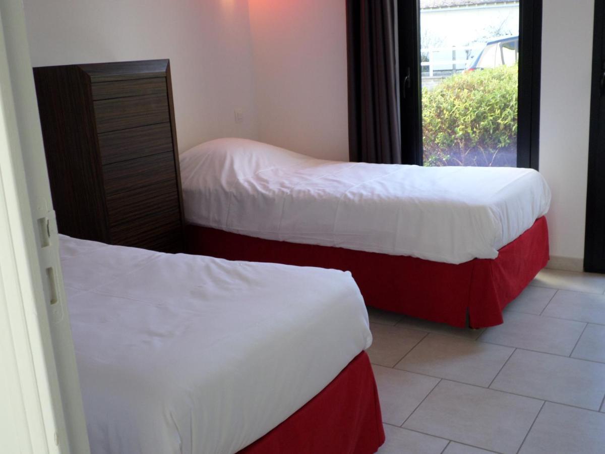 Gites "Bord De Mer" Pmr Ou "Arromanches" 2 Chambres En Front De Mer A Asnelles , 3Km D'Arromanches, 10Km De Bayeux Saint-Come-de-Fresne Ngoại thất bức ảnh